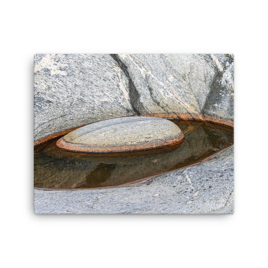 Canvas - Sten i vatten på sten (Antti Terävä)