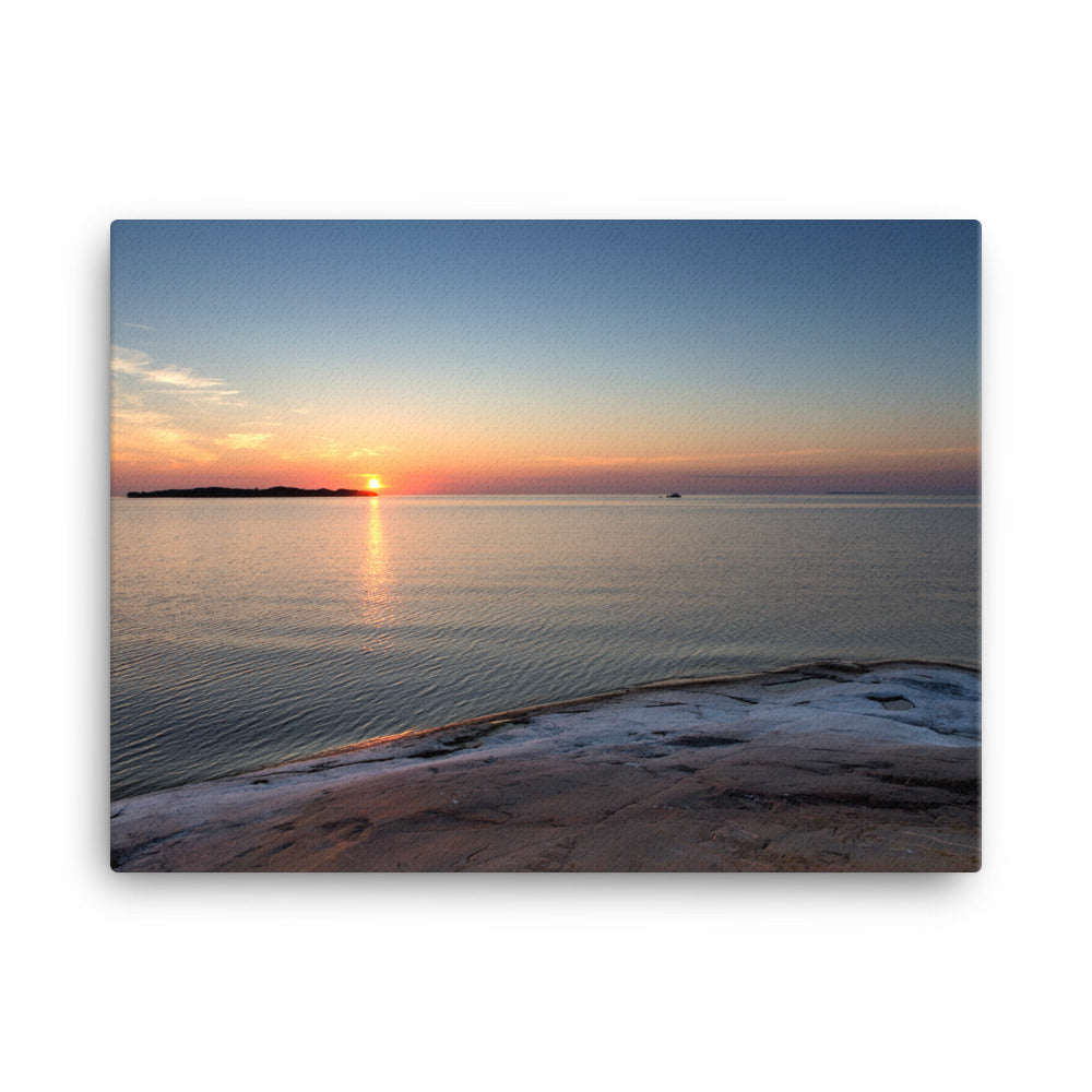 Canvas - Auringonlasku (Antti Terävä)