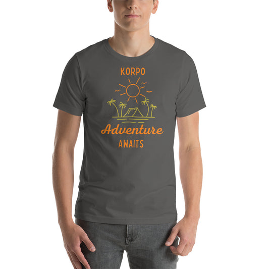 T-Shirt Unisex - Korpo Adventure Awaits
